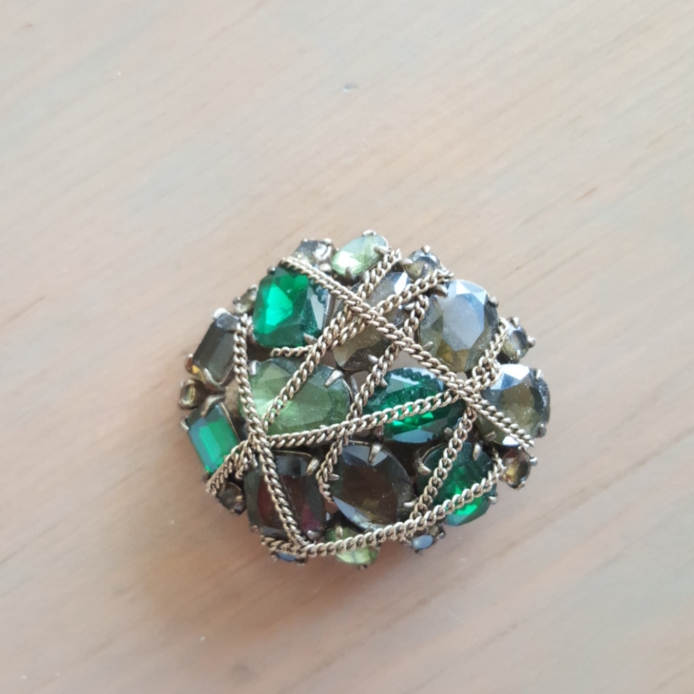 Brooch - Picture 3 of 4